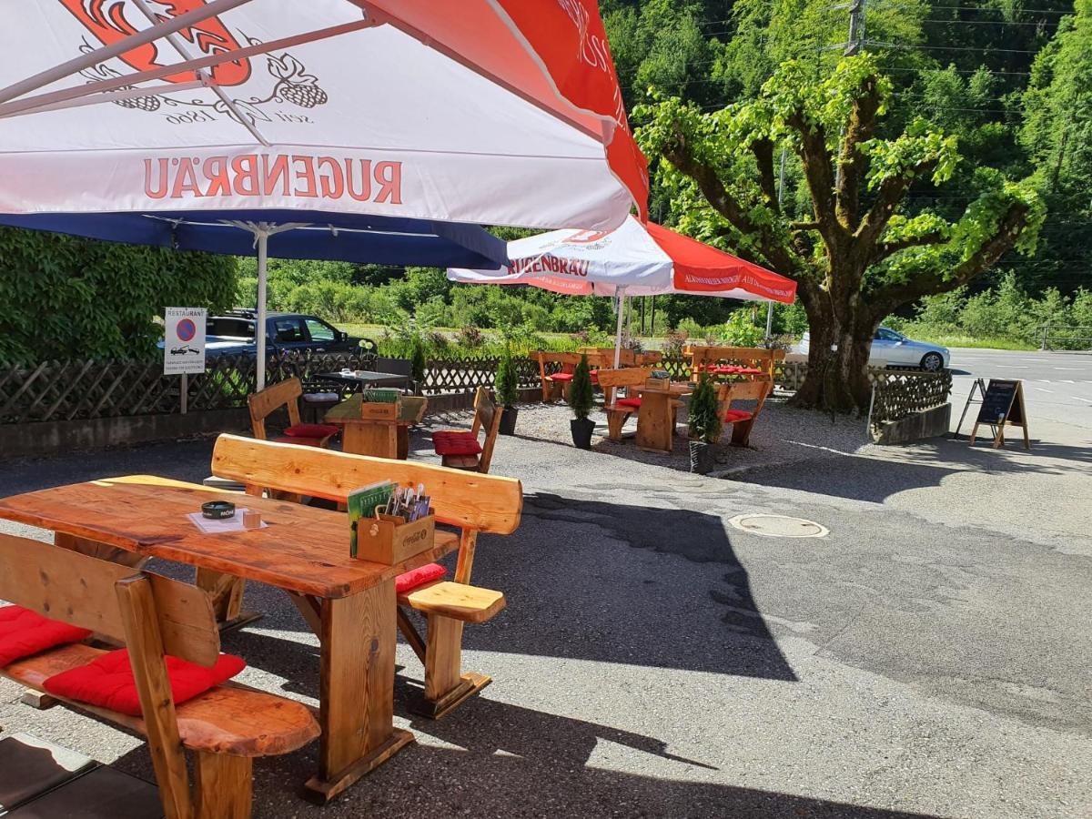 林德餐厅酒店 甘里施旺德 外观 照片