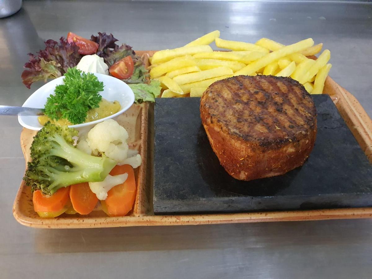 林德餐厅酒店 甘里施旺德 外观 照片