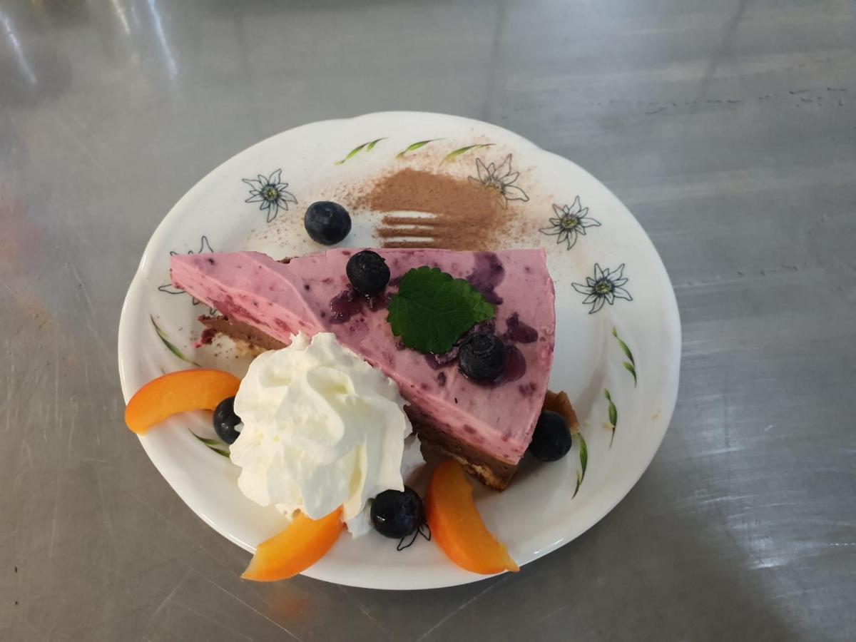 林德餐厅酒店 甘里施旺德 外观 照片