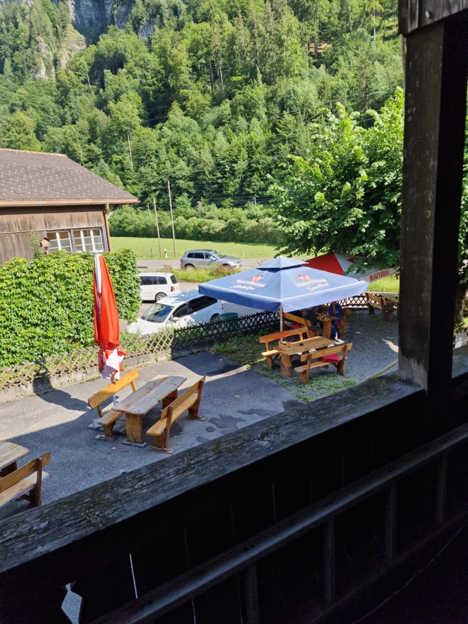 林德餐厅酒店 甘里施旺德 外观 照片